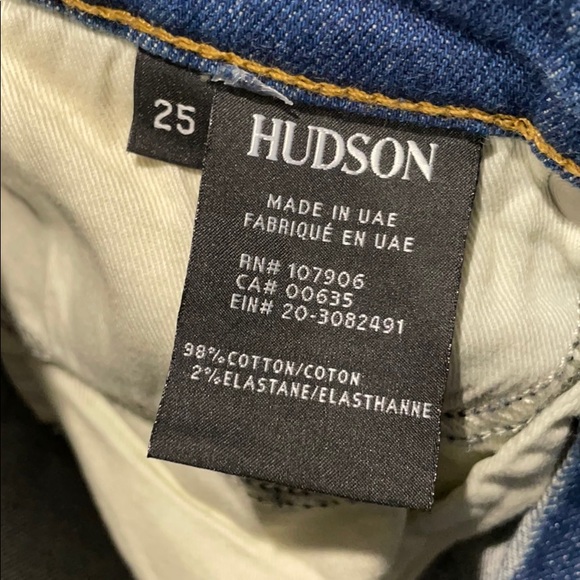 NEW • Hudson • Zoeey High Rise Straight Leg Crop - Picture 6 of 6